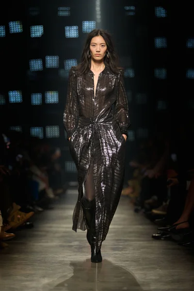 Look 42